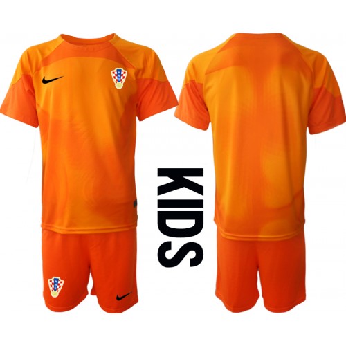 Fotballdrakt Barn Kroatia Keeper Bortedraktsett VM 2022 Kortermet (+ Korte bukser)